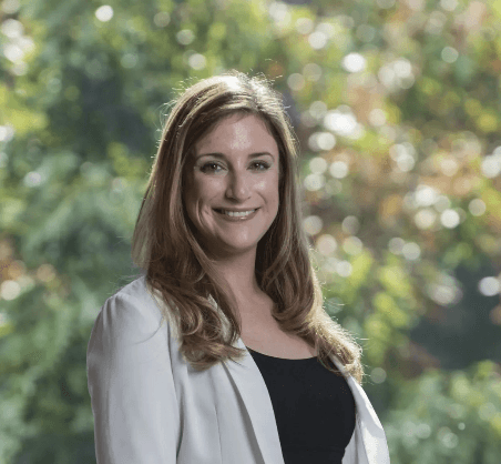 Kelly Espinosa headshot